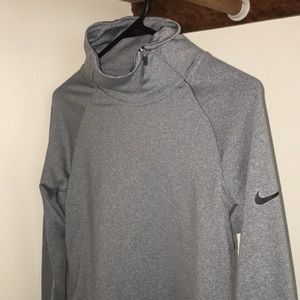 🏃🏽‍♀️Nike Dri Fit woman’s running long sleeve